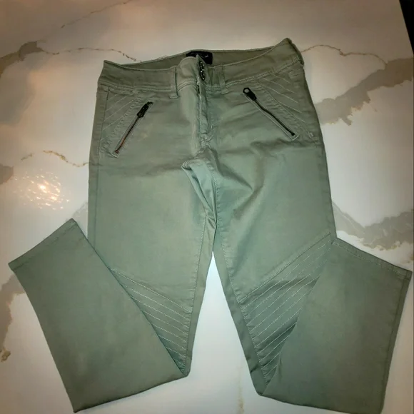 Woman Abercrombie & Fitch Jeans - Picture 1 of 7